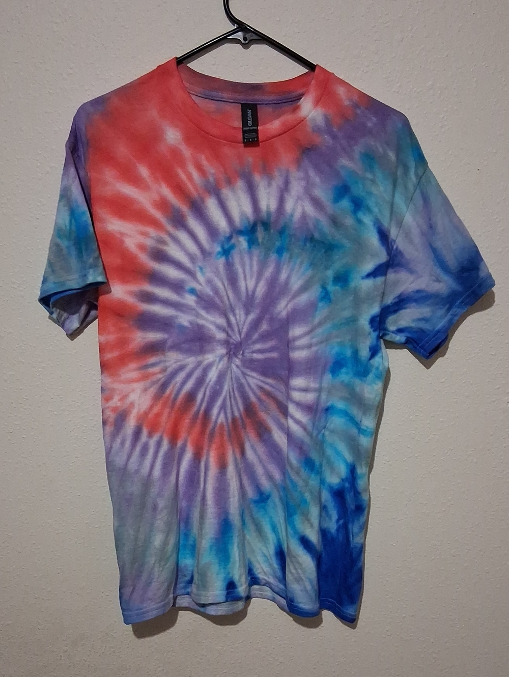 Gildan Tie-Dye Spiral Short-Sleeve Tee - Red, Purple, And Blue,